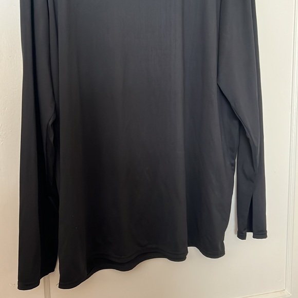 Real essentials black top size: XXL - Picture 7 of 7